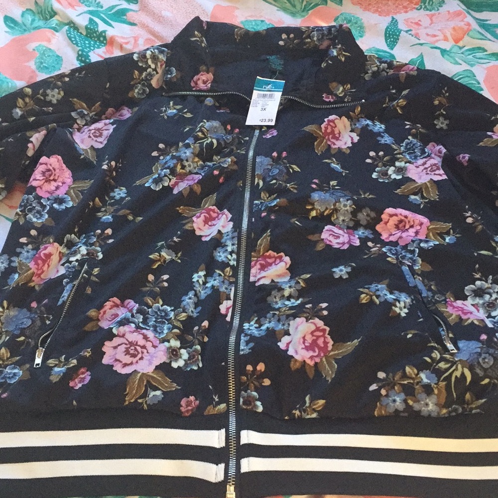 Rue 21 stretchy jacket/sweater